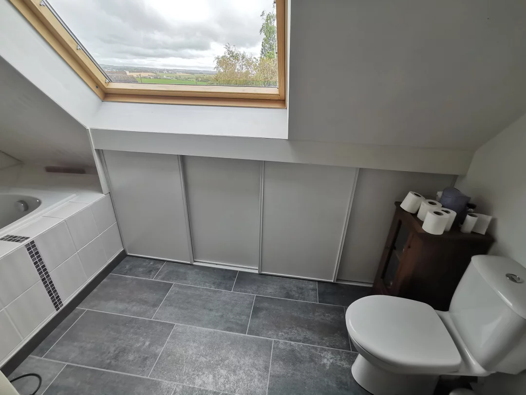 Création d'une salle de bains sous combles